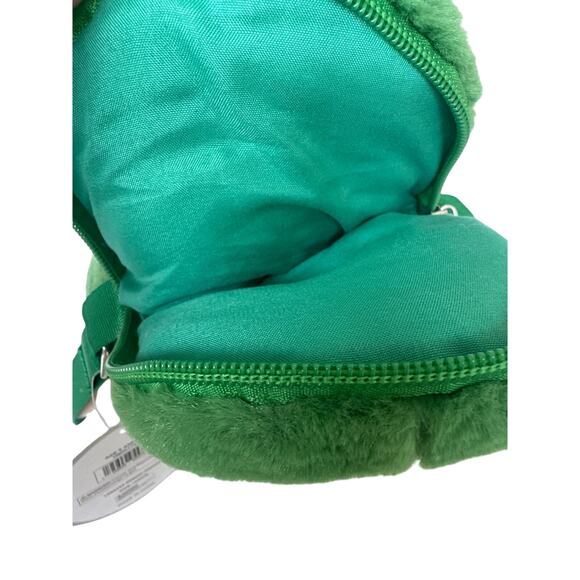 Cute Avocado Heart Bag Crossbody Soft & Plush NWT Chasing Rainbows - Picture 3 of 5